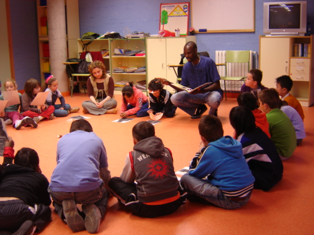 Biblioteca multicultural: un espacio de convivencia y una herramienta educativa (2006-2011)